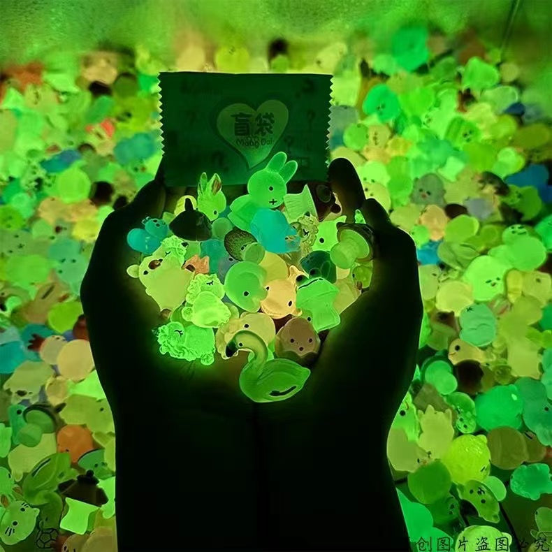 【D003】Lucky Bags （Charms with Night glow）- Open in live